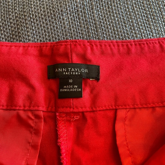 Ann Taylor factory women’s size 10 red shorts - Picture 4 of 6